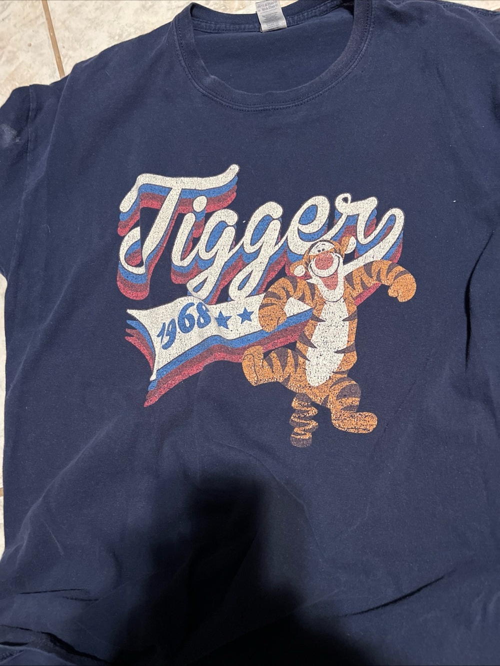 Tigger Navy Vintage Graphic Tee - Classic Character Size XL